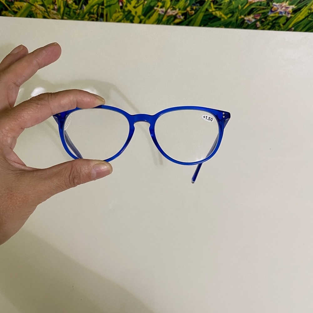 Anthropologie bright reading glasses - Picture 15 of 15